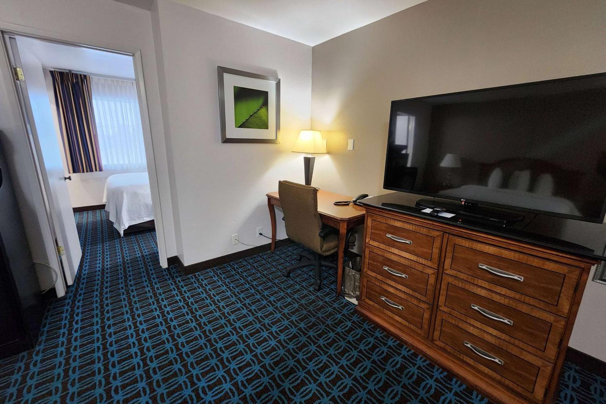 Ramada Bayside Inn & Suites Eureka Ngoại thất bức ảnh
