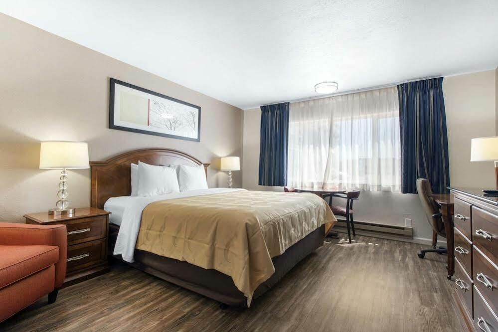 Ramada Bayside Inn & Suites Eureka Ngoại thất bức ảnh